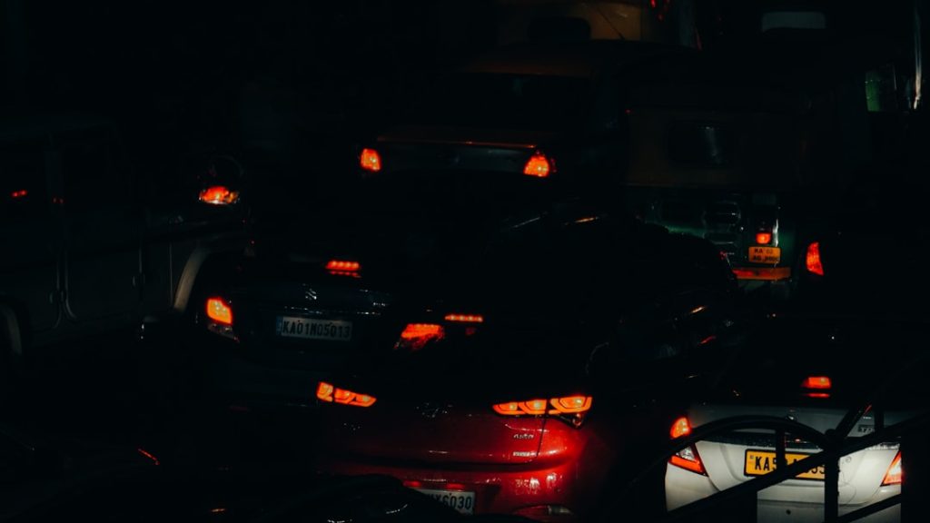 Absolutes Haltverbot: So hilft das Verkehrszeichen am rechten Fahrbahnrand im Straßenverkehr